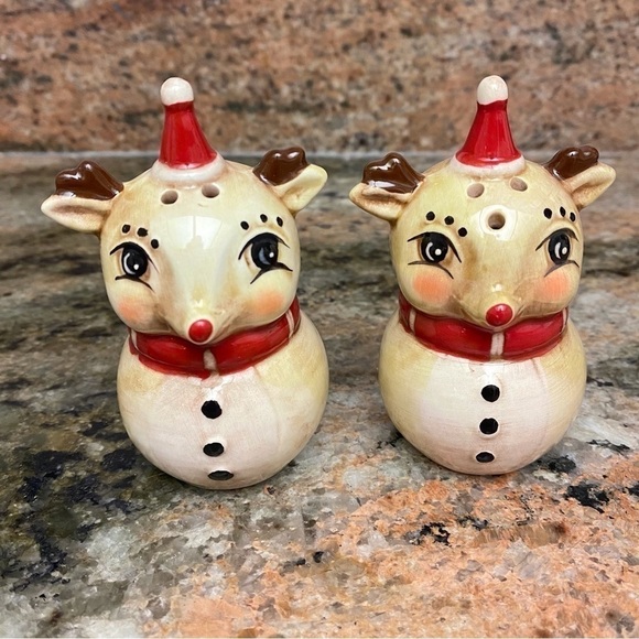 NEW Johanna Parker Reindeer Ceramic Salt and Pepper Shakers - Picture 1 of 5